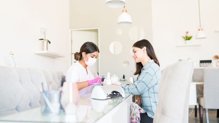 Bí Quyết Mở Tiệm Nail Thành Công Từ A – Z Cùng Pionails