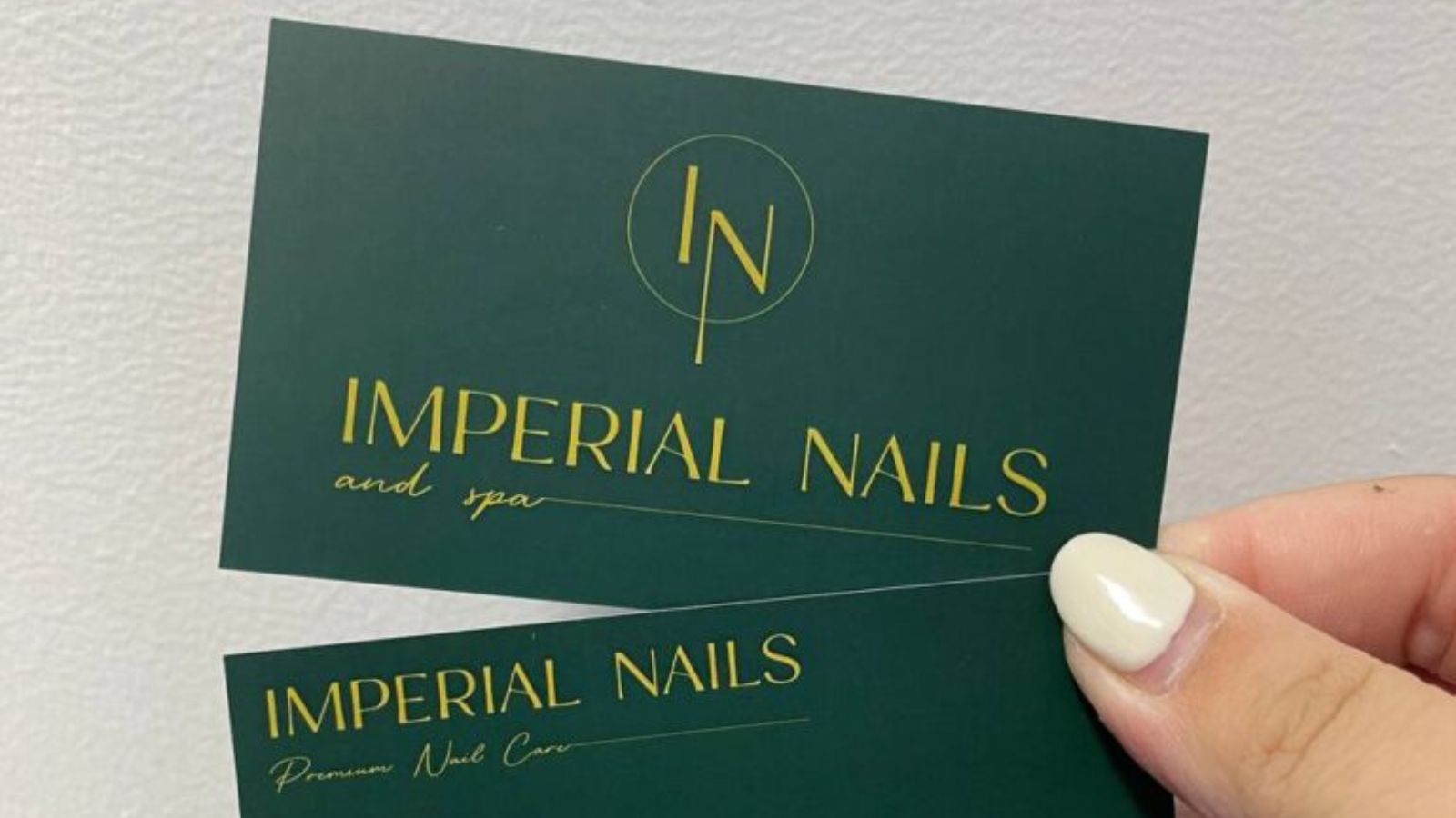Logo Nails Tối Giản: Đơn Giản Mà Tinh Tế