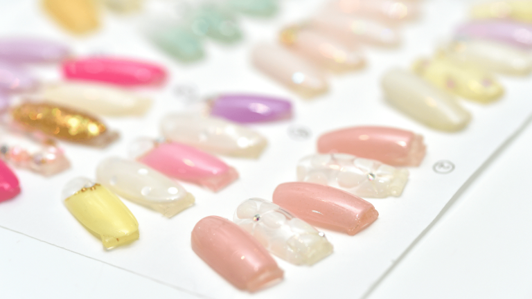 30+ Những Mẫu Móng Tay Đẹp Giúp Tiệm Nail Tỏa Sáng Mỗi Mùa